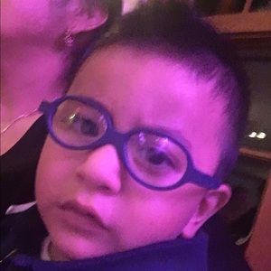 Meet your Posher, Manuel